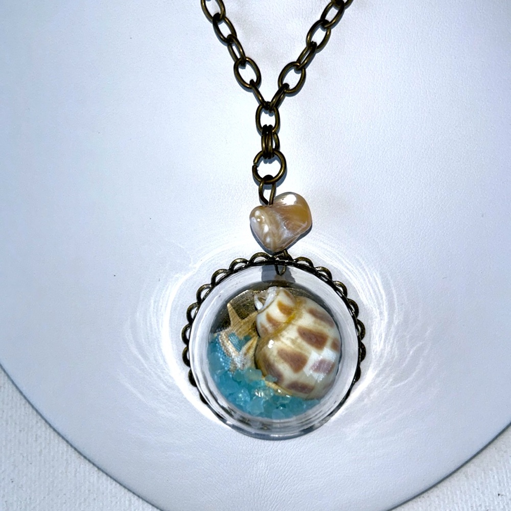 Hand Crafted Ocean Themed Mermaid Starfish Seashell & Glass Pendant Necklace